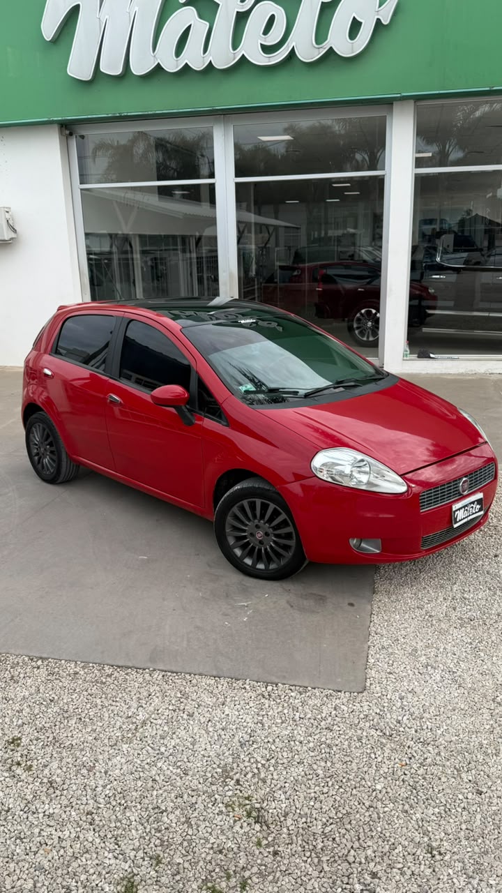 FIAT - PUNTO  HLS 1.8  - MANUAL  - 2010